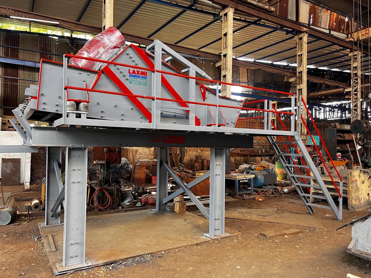 Dewatering screen
