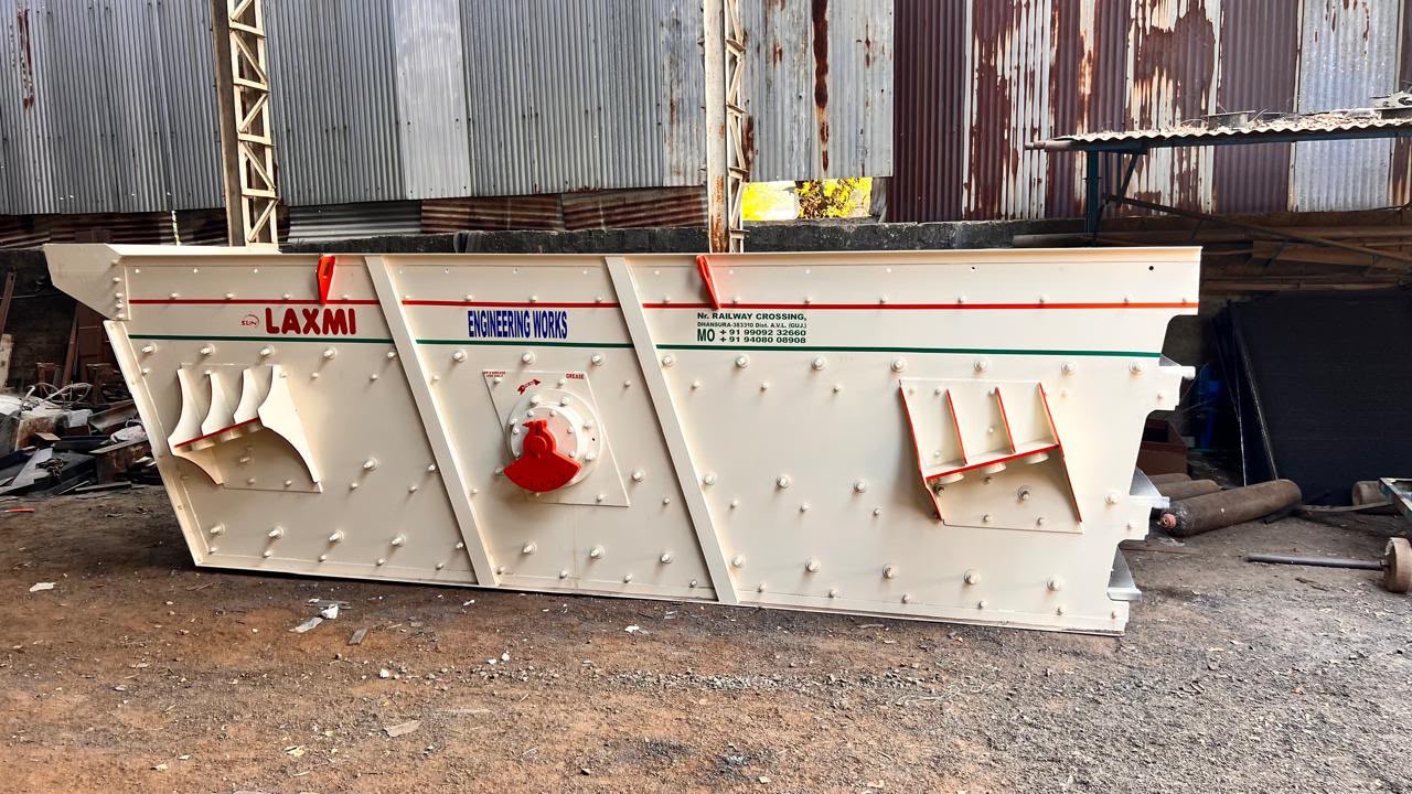 Vibrating screen